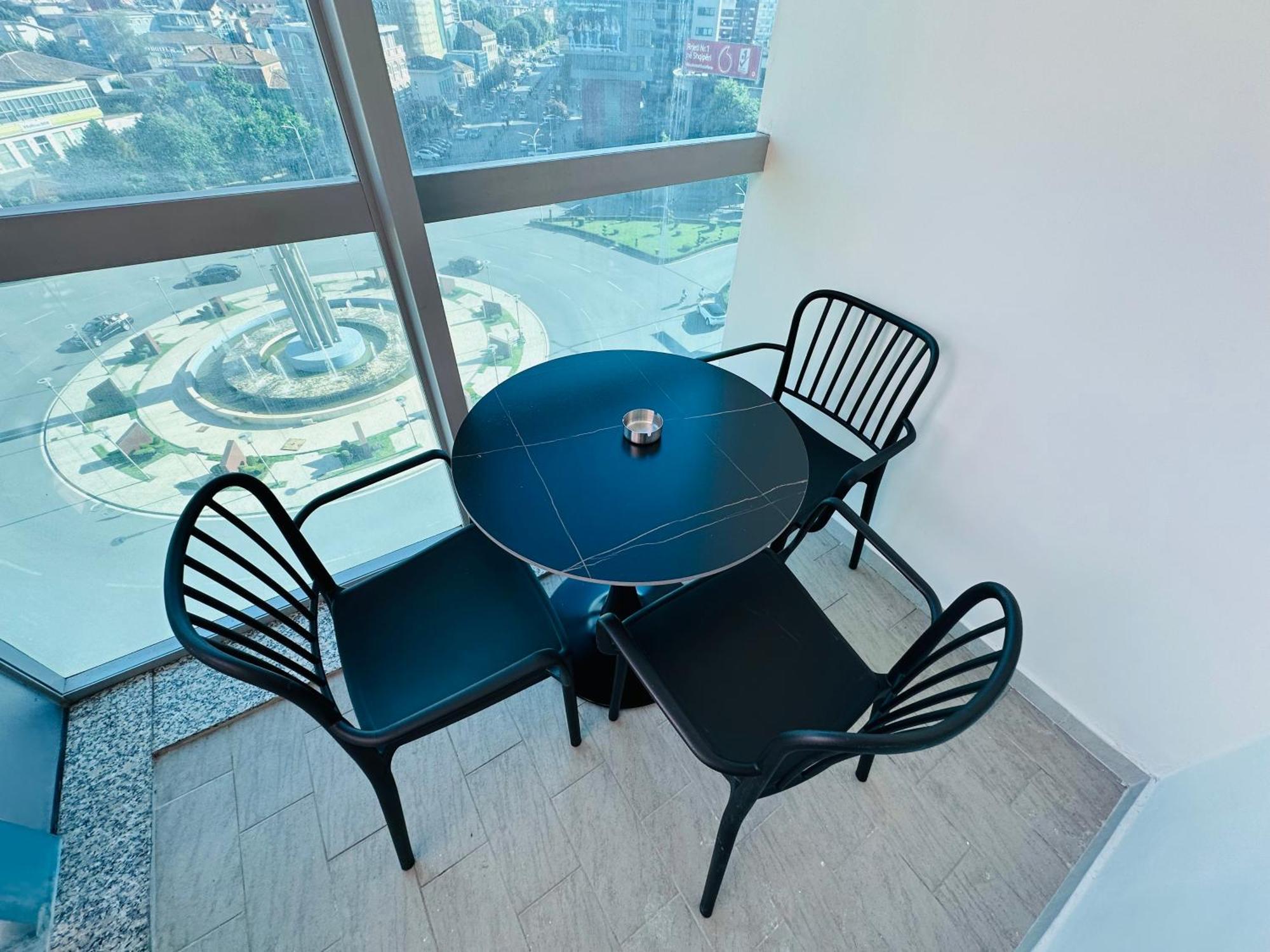 Stay-Five Rooms & Apartments Shkodër Eksteriør bilde