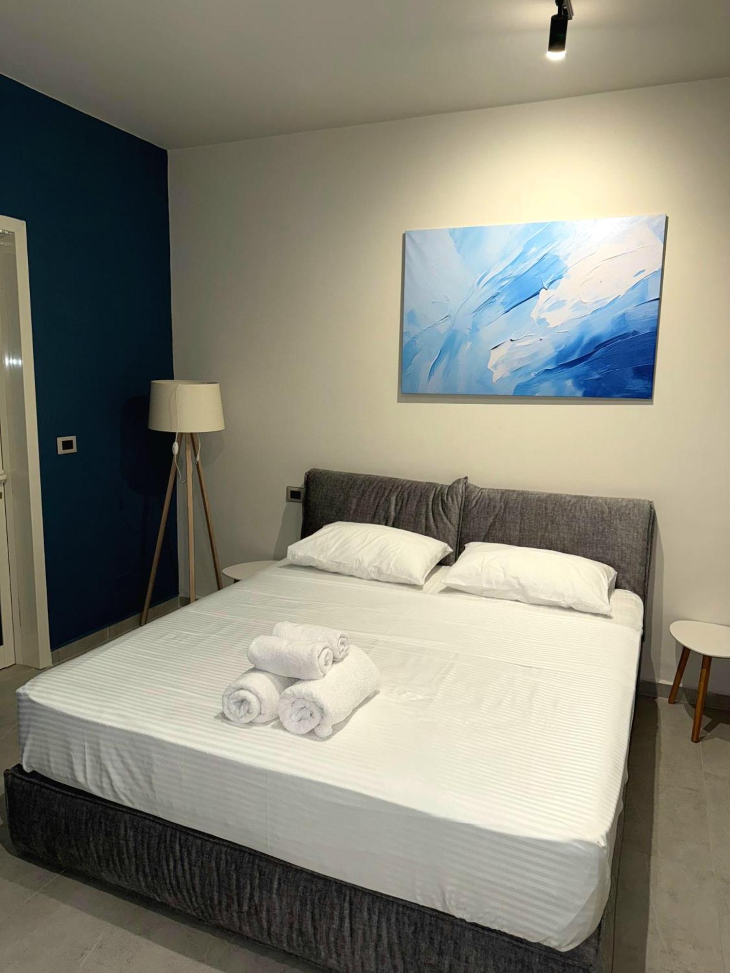 Stay-Five Rooms & Apartments Shkodër Eksteriør bilde